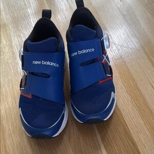 New Balance Blue Slip-On Sneakers with toggle to tighten and loosen size 3wide